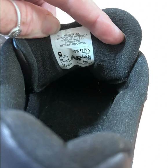 New Balance 577 Black Leather Hook and Loop Comfort Walking shoes size 9 - Picture 10 of 10
